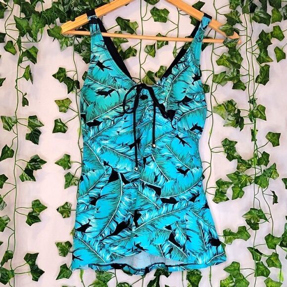 Swim Top. Size Large. EUC - Picture 1 of 7